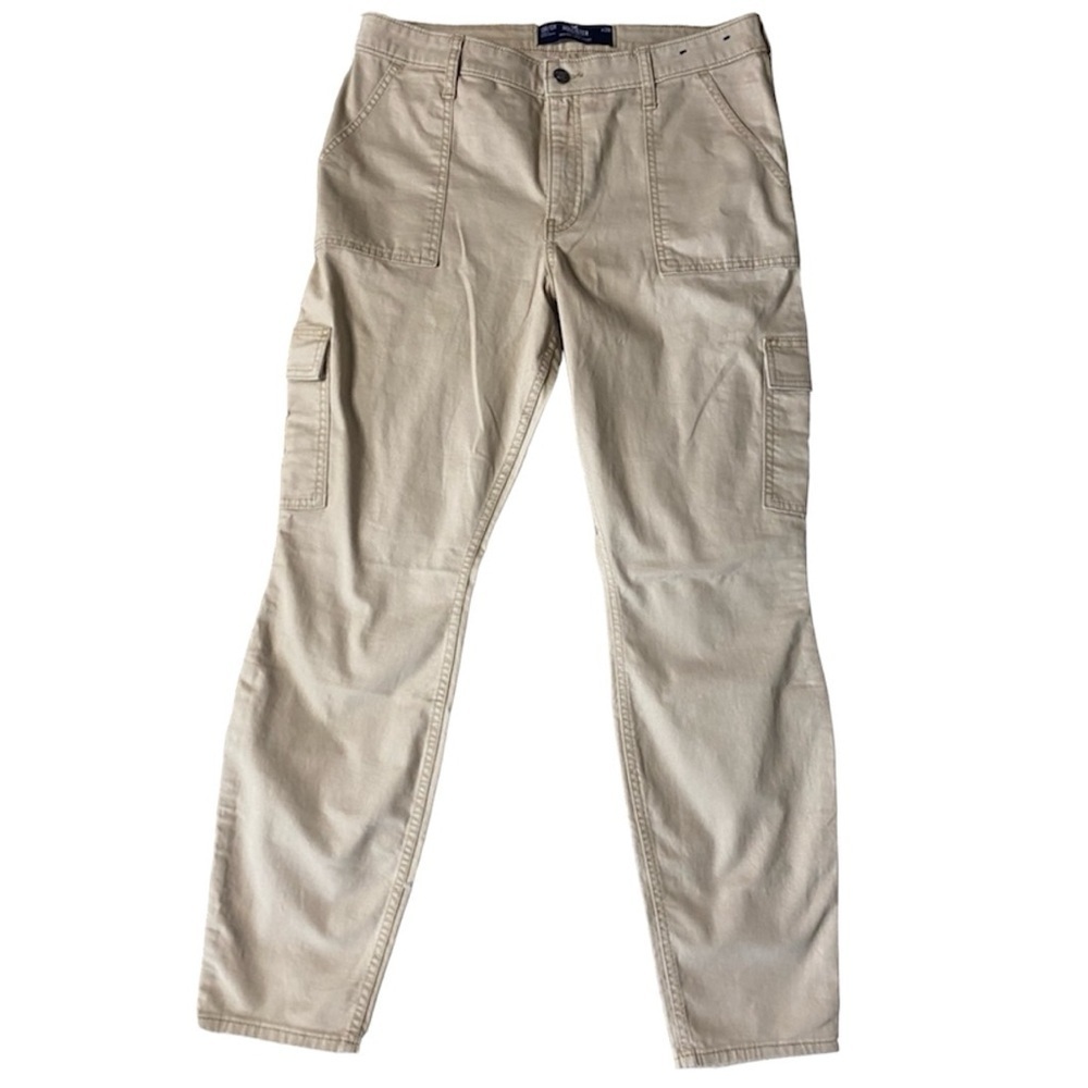 Hollister NWOT Women’s High Rise Super Skinny Cargo Pant Size 13R / 31R